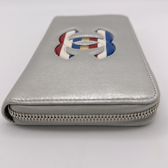 Chanel 2015-2016 Airlines Continental Wallet - Picture 6 of 17